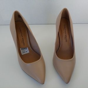 NWT Christian Siriano Nude Pumps